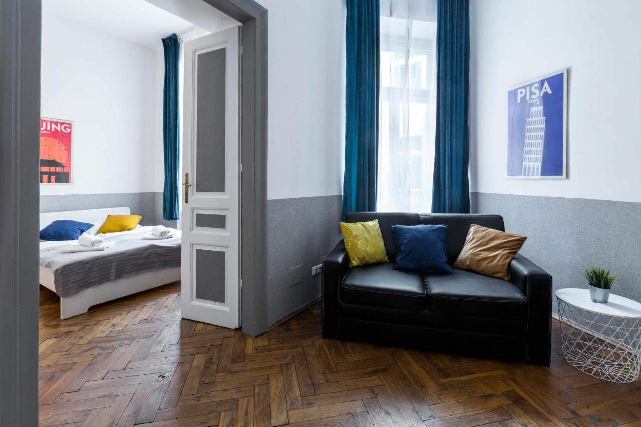 Wawel Cracow Old City Apartments - Friendhouse Apartments Краків Екстер'єр фото