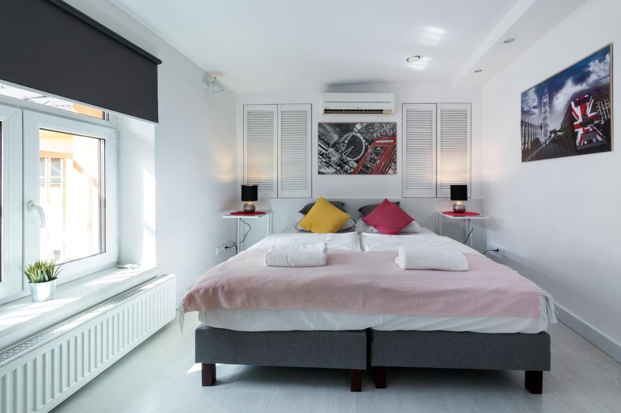 Wawel Cracow Old City Apartments - Friendhouse Apartments Краків Екстер'єр фото