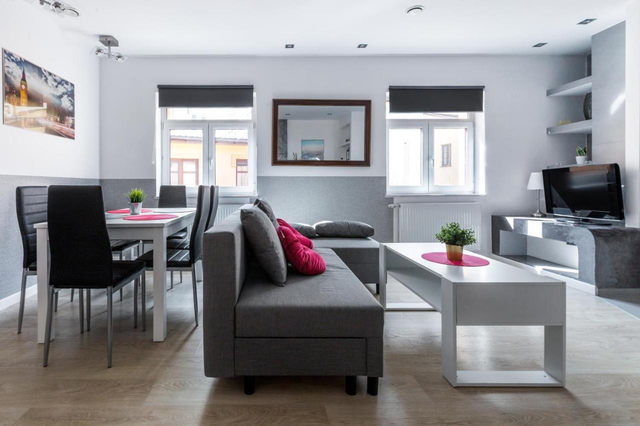 Wawel Cracow Old City Apartments - Friendhouse Apartments Краків Екстер'єр фото